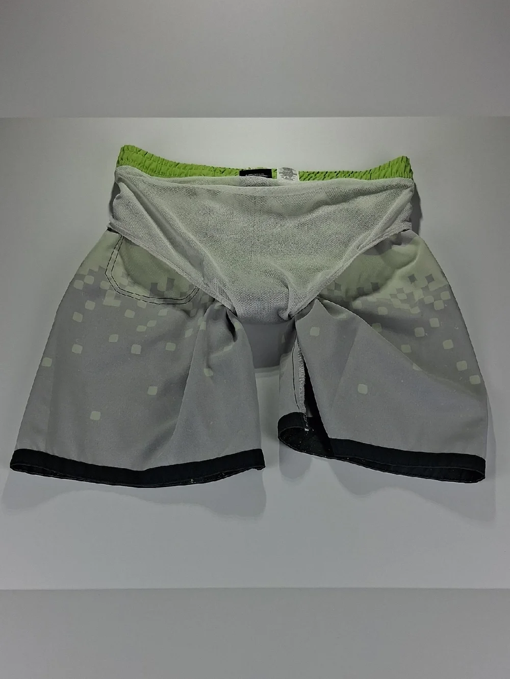 Boys Minecraft Swim Trunks Size 10/12 Green Pixel Graphic Back Pocket